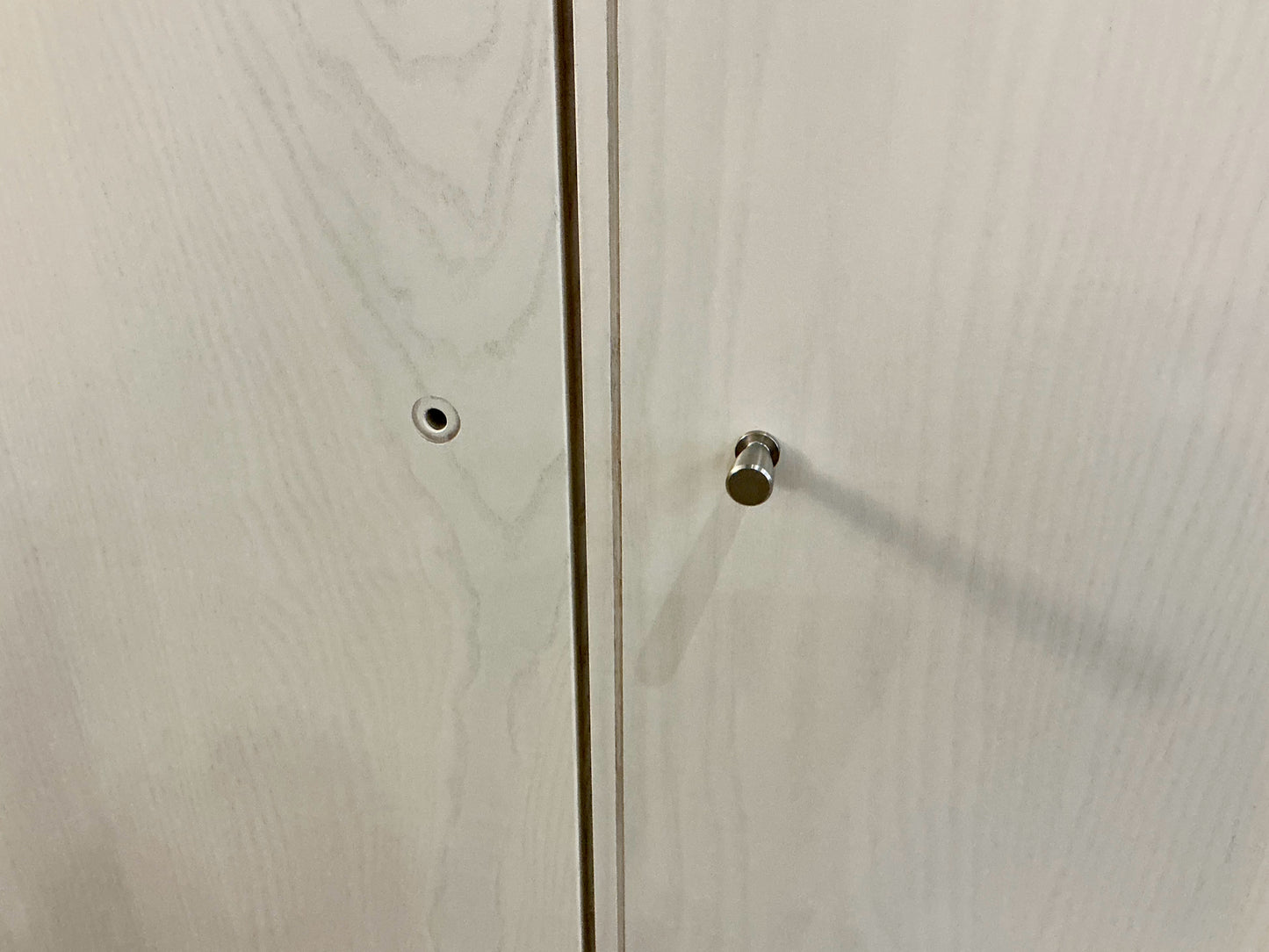 Armoire