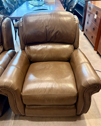 Smith Brothers Power Recliner