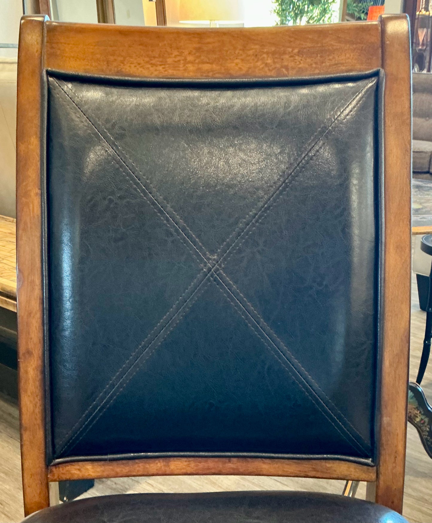 Table & 4 Chairs
