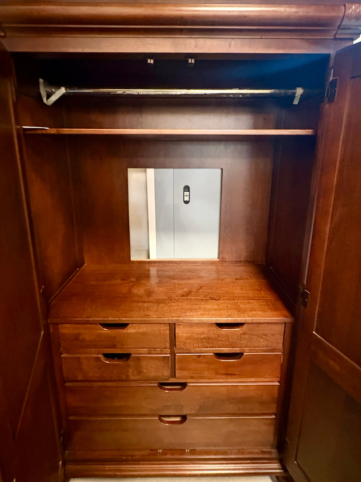 Ethan Allen Wardrobe