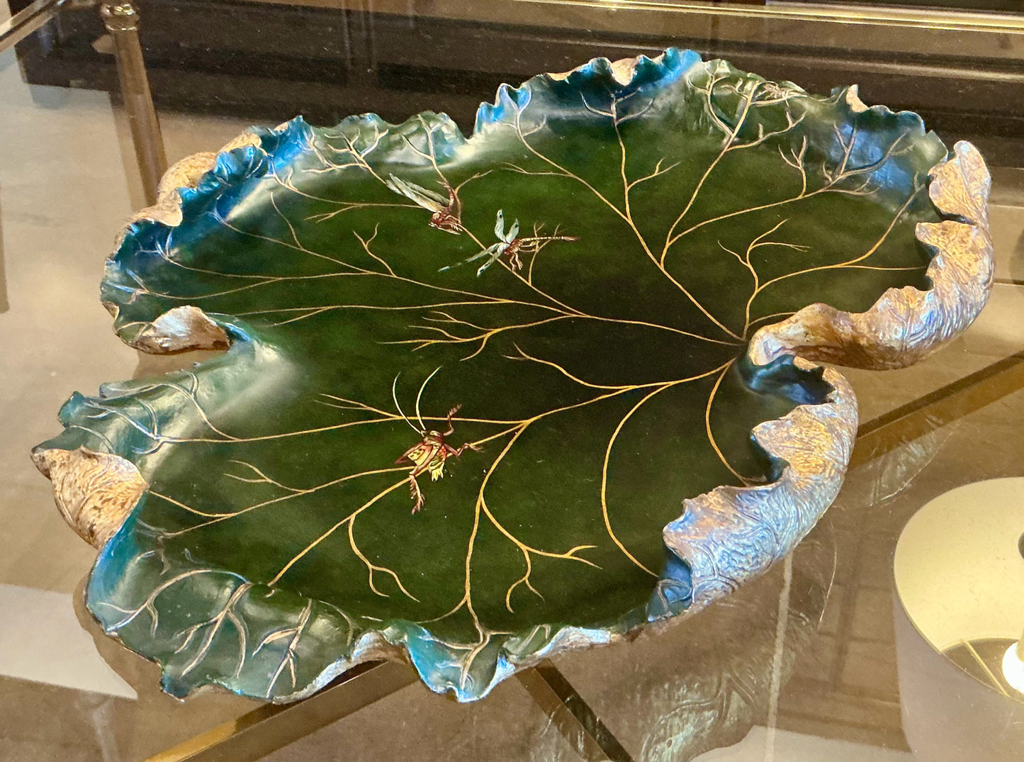 Tray