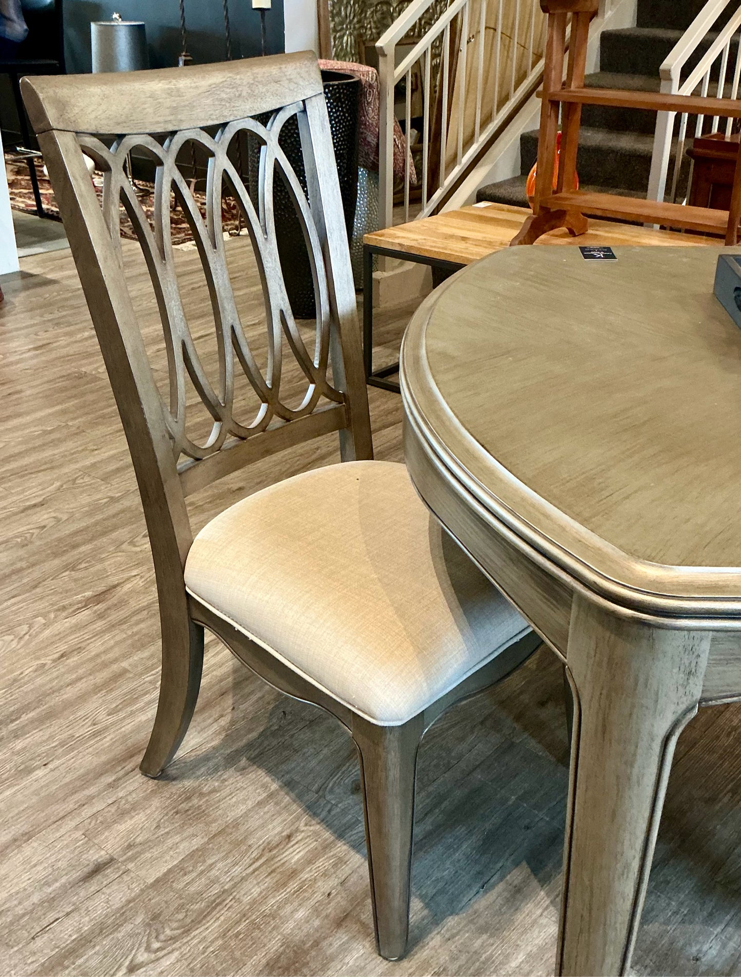 Table & 4 Chairs