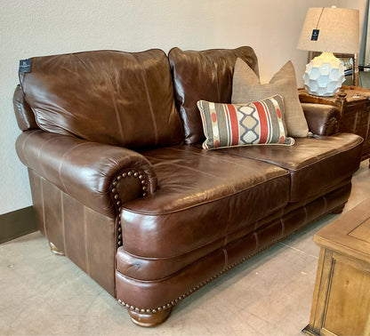 Lane Loveseat