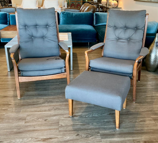 Pair Chairs