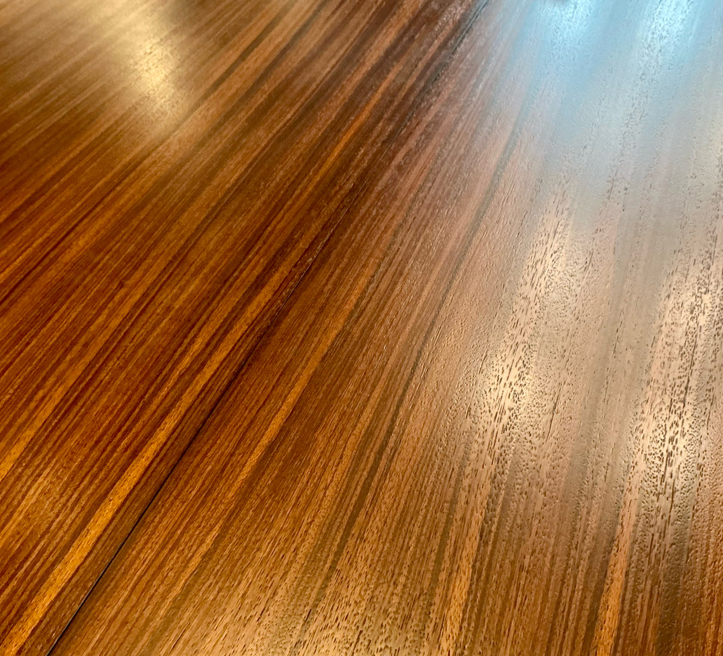 Ethan Allen Table & 6 Chippendale Style Chairs & 2 Verlain Arm Chairs