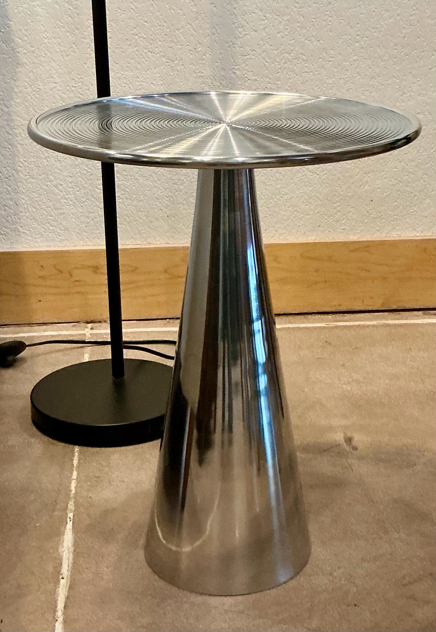 Accent Table