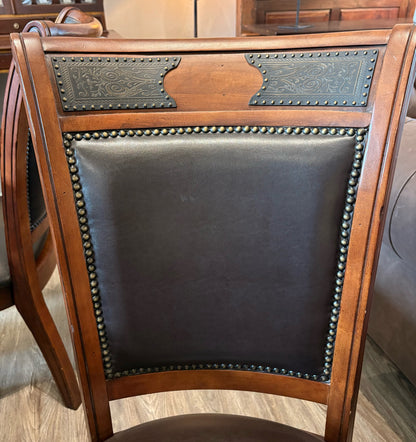Table & 6 chairs