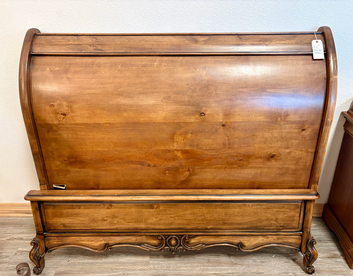 Oakwood Interiors Bed