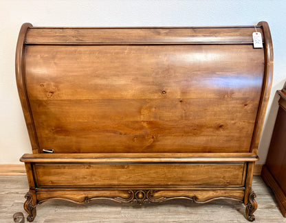 Oakwood Interiors Bed