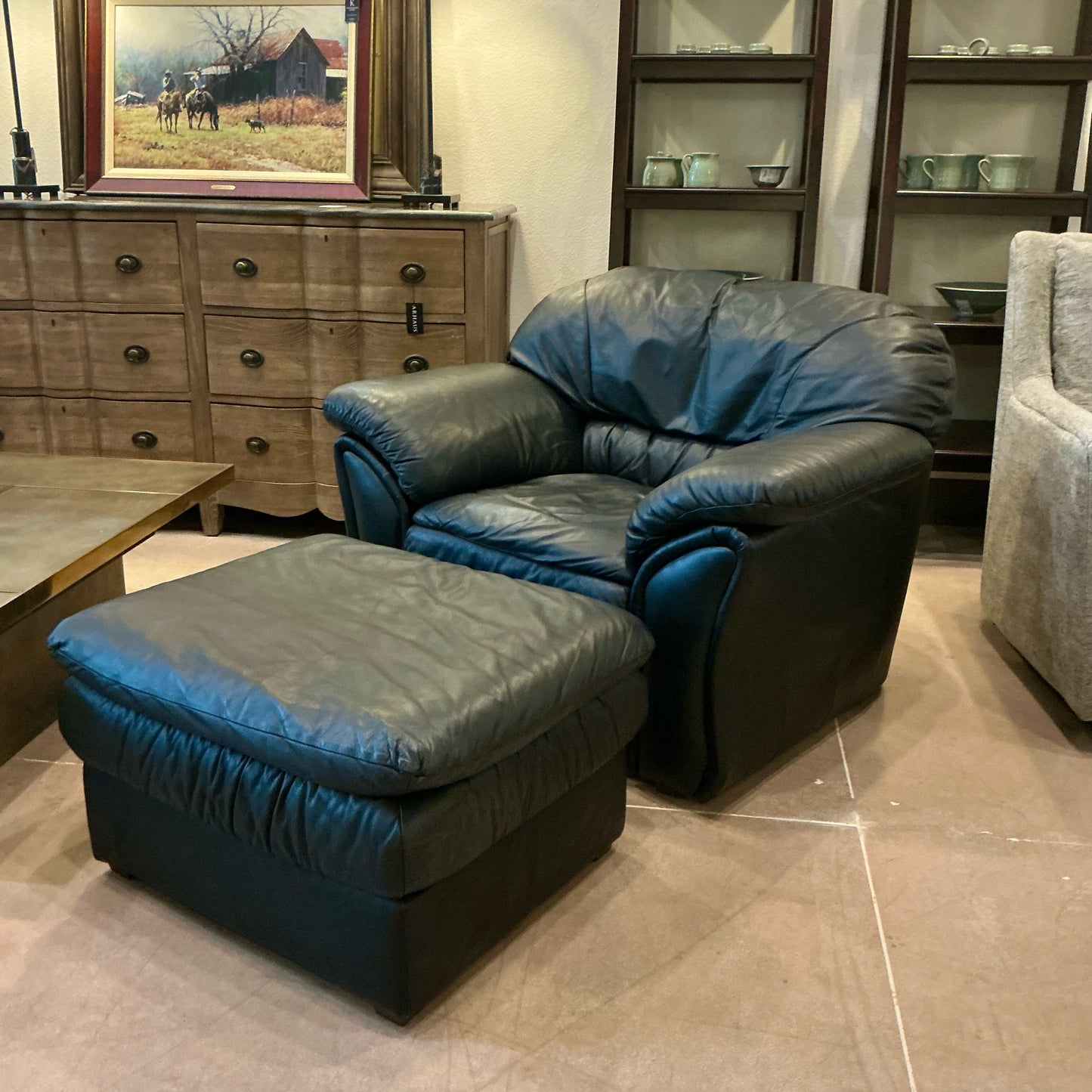 Chair w/Ottoman