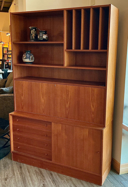 Hutch/Bookcase