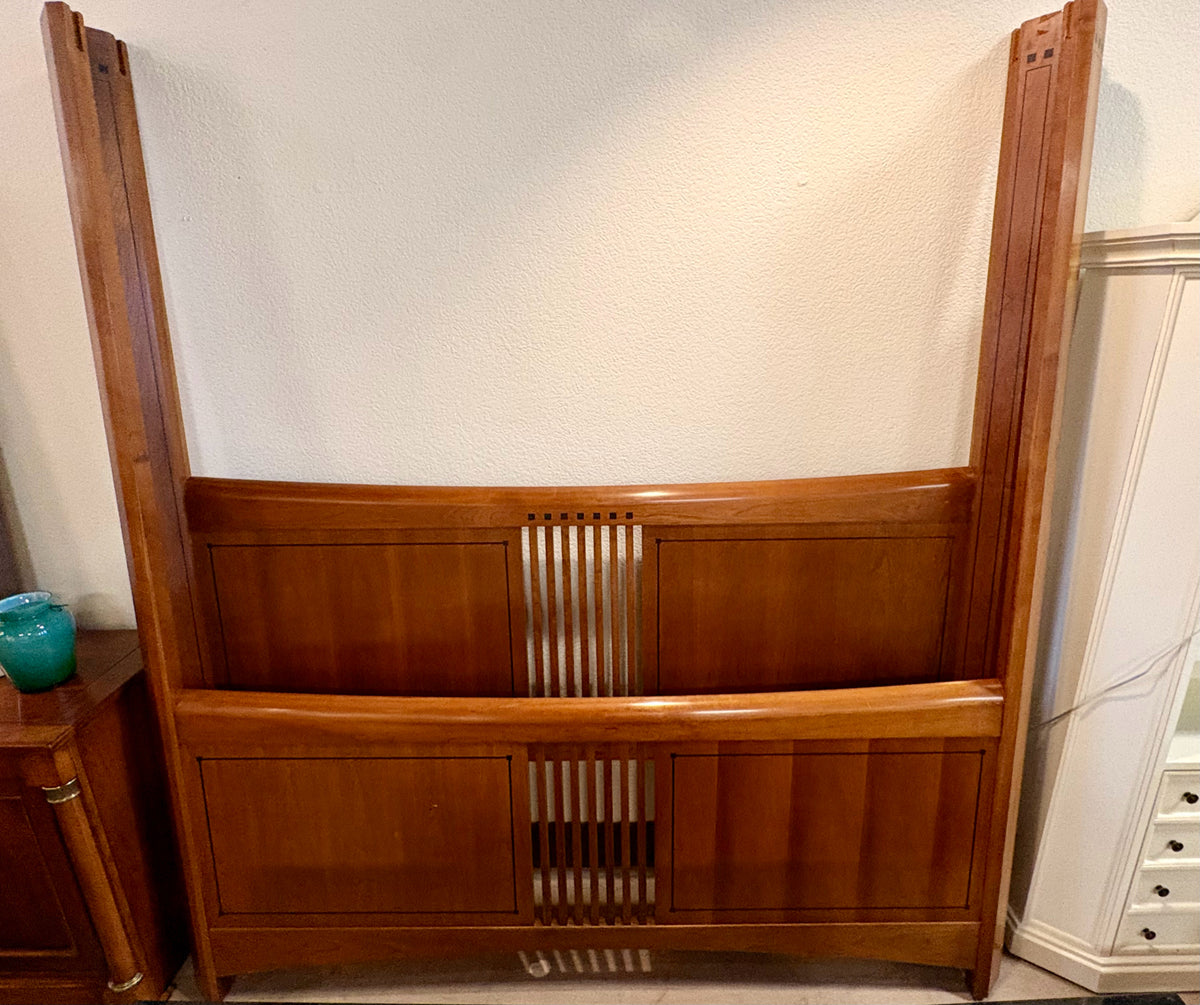 Stickley Four Poster Bed & Granite Top Nightstands
