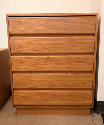 Mobican Chest