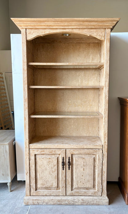 Bookshelf