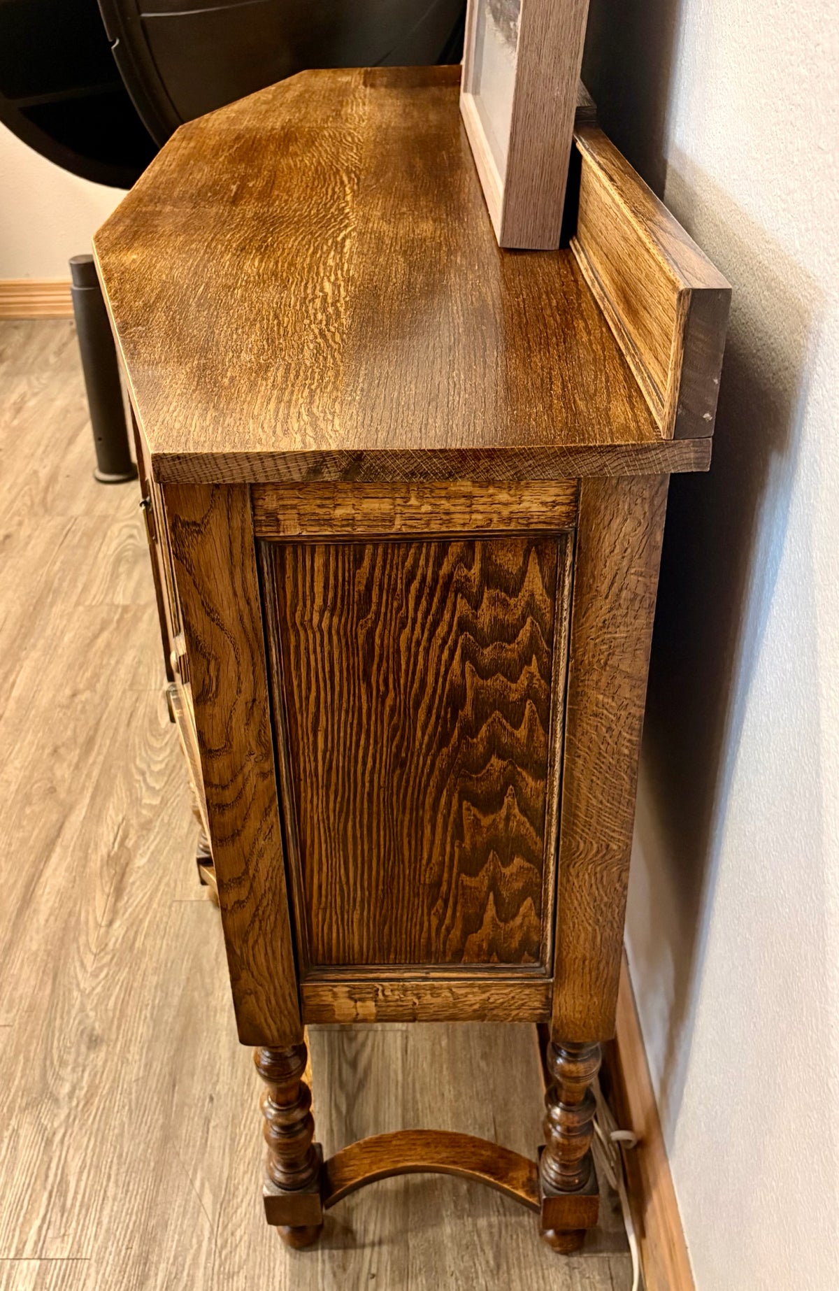 Sideboard