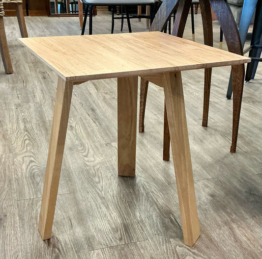 MEK designs Side Table